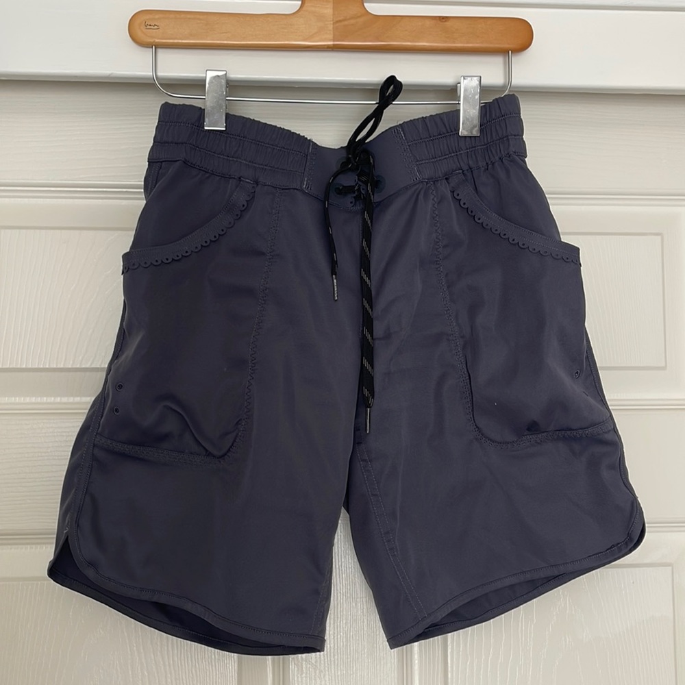 Women’s Lululemon Board Shorts Size 4